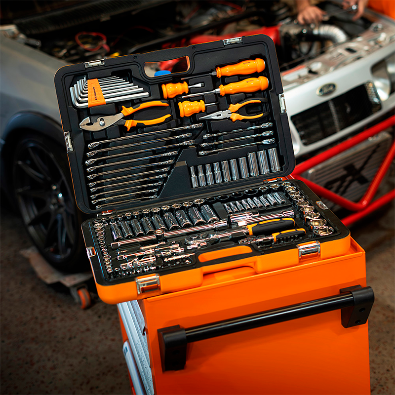 Juego Herramientas Lusqtoff 150pzs Racing Caja Set Tubos Color Naranja